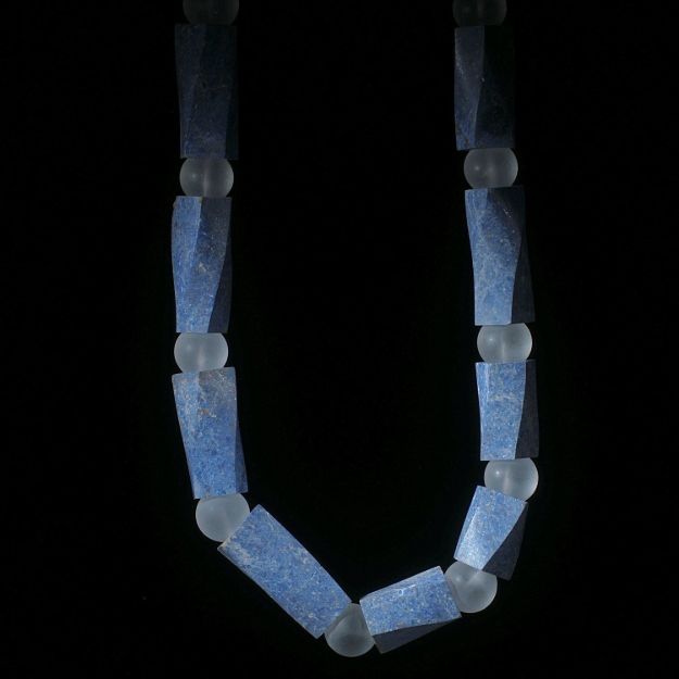 Dumortierit Röhrencollier