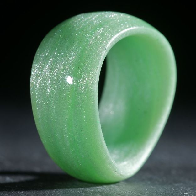 Bild von Glasfaserring, handgewickelt (Theaterfarbe Hellgrün mit Perlglanzpigment)