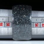 Karbonring mit Hämatitkristallen beschichtet