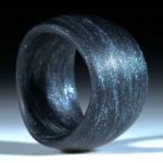 Fingerring Glasfaser, handgewickelt, Anilinschwarz mit Sternglanzpigment