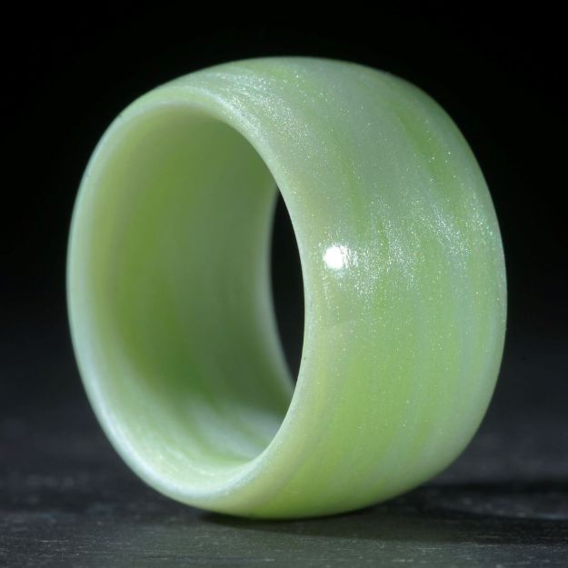Glasfaserring, handgewickelt (Cadmiumgrün hell mit Icy White, Duplex)