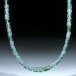 Turmalin Afghanistan, Collier aus Zylinderformen