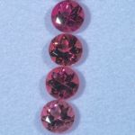 Turmalin Set aus 18 Steinen, rund facettiert total 5.08ct. Durchmesser ca.4mm