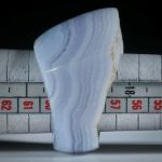 Edelsteinring Chalcedon gebändert, teilweise naturbelassen