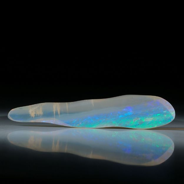 Kristallopal Freiform ca.69.5x15x7mm