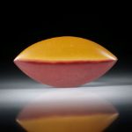 Mookait Australien, Navette mit natürlicher Farbabgrenzung, bombiert und poliert ca.38x19x5mm