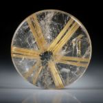 Sternrutil 21.96ct. runder Cabochon, beidseitig bombiert geschliffen und poliert, ca.24x24x5.5mm