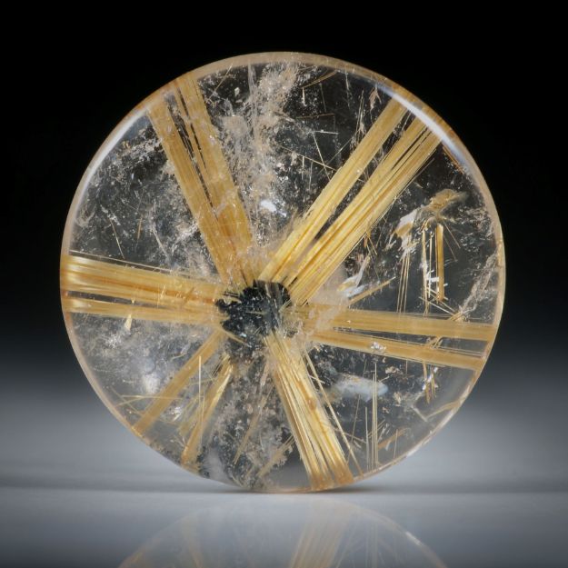 Sternrutil 21.96ct. runder Cabochon, beidseitig bombiert geschliffen und poliert, ca.24x24x5.5mm