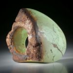 Edelsteinring Zitronenchrysopras, teilweise naturbelassener grosser Tafelring ca.45x39x34mm