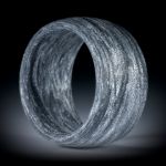 Fingerring aus Alutex gewickelt mit Anilinschwarz, aussen gerundet, 13mm breit, Innendurchmesser 20.1mm