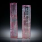Turmalinkristall Paar, bicolor, total 28.66ct. mit angeschliffenen Standflächen, ca.29.5x7.5x6mm und ca.31x6.5x6mm