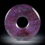 Sugilith Pischeibe 28.06ct. ca.31x31x4mm
