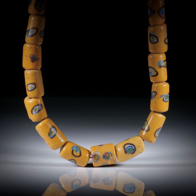 Collier aus antiken Glasperlen (Venedig 1700 - 1900)