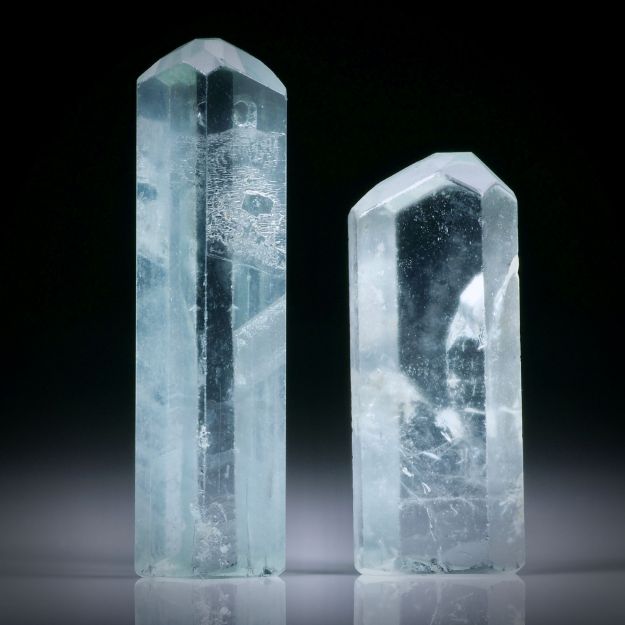 Beryllkristall Paar 61.08ct.  ca.42x12x7mm und 33x13x7.5mm