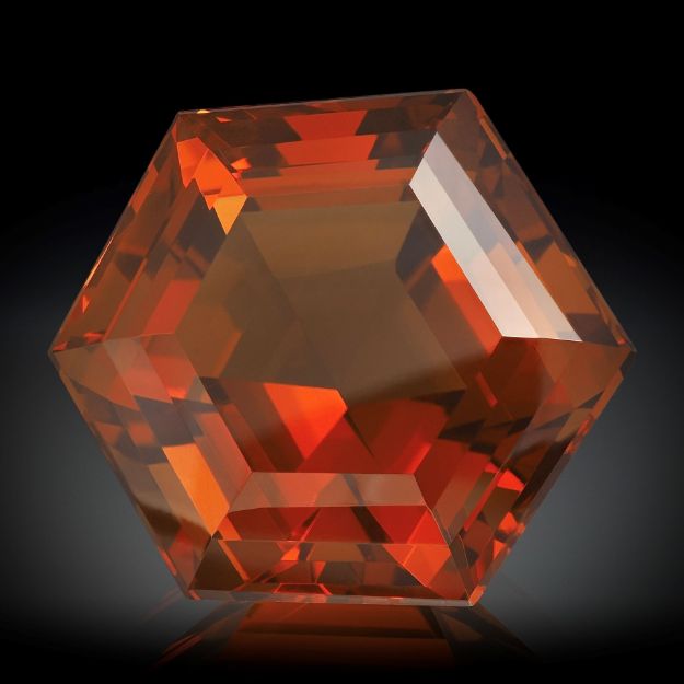 Citrin 34.61ct. Sechseck ca.23x20.7x14.8mm