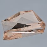 Morganit 28.48ct. Spiegelschliff ca.32.7x15.7x8.4mm