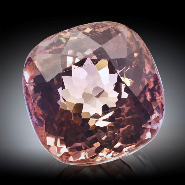 Turmalin 6.8ct. Grösse ca.10.6x10.2x8.3mm