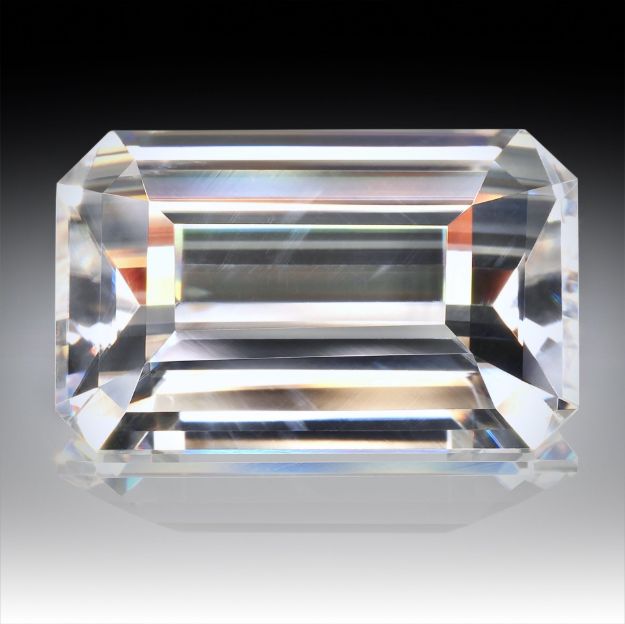 Bild von Zirkon 10.04ct. Ceylon, Grösse 15x9.5x5.9mm
